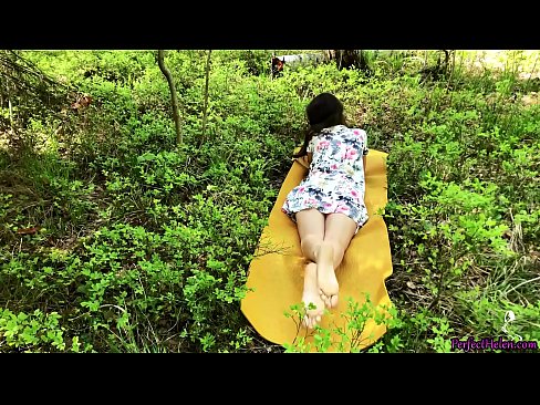 ❤️ Tinder တွင် သူစိမ်းတစ်ယောက်သည် ကျွန်ုပ်၏ Pussy နှင့် Fucks များကို တောထဲ၌ စိတ်အားထက်သန်စွာ အနိုင်ယူသည်။ ❤️ Russian porn မှာ ငါတို့မှာ