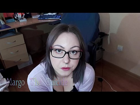 ❤️ မျက်မှန်တပ်ထားသော Sexy ကောင်မလေး Dildo ကို ကင်မရာတွင် နက်ရှိုင်းစွာ စုပ်သည်။ ❤️ Russian porn မှာ ငါတို့မှာ